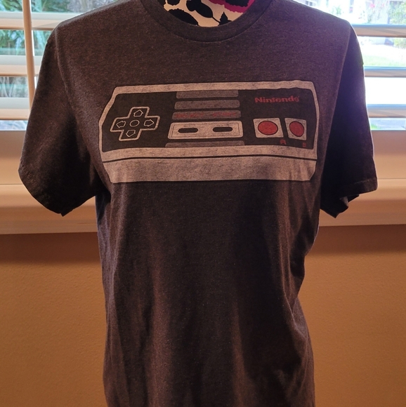 OG Nintendo Controller Shirt - Picture 4 of 9